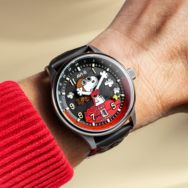 Hawker Hurricane Kent Gmt Automatic Peanuts Snoopy Flying Ace Limited Edition Doghouse Red