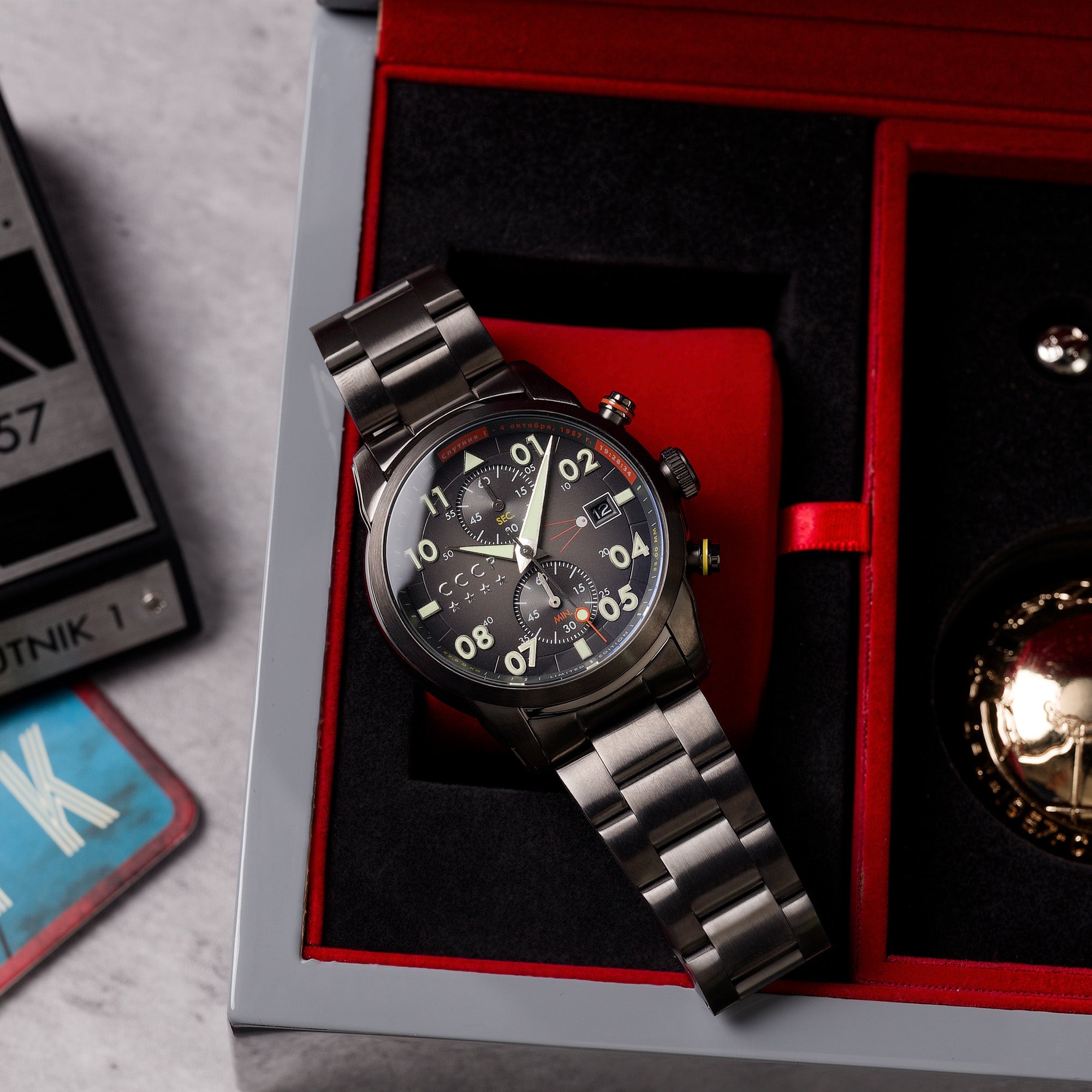 Sputnik Japan Quartz Chronograph Grey / Steel