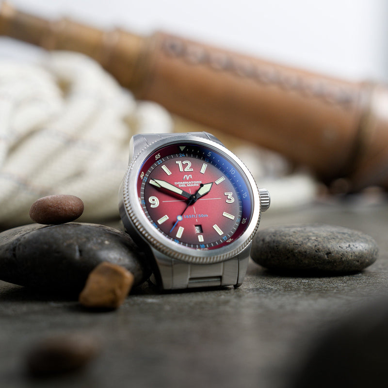Aviatore Japan Quartz Smoke Crimson