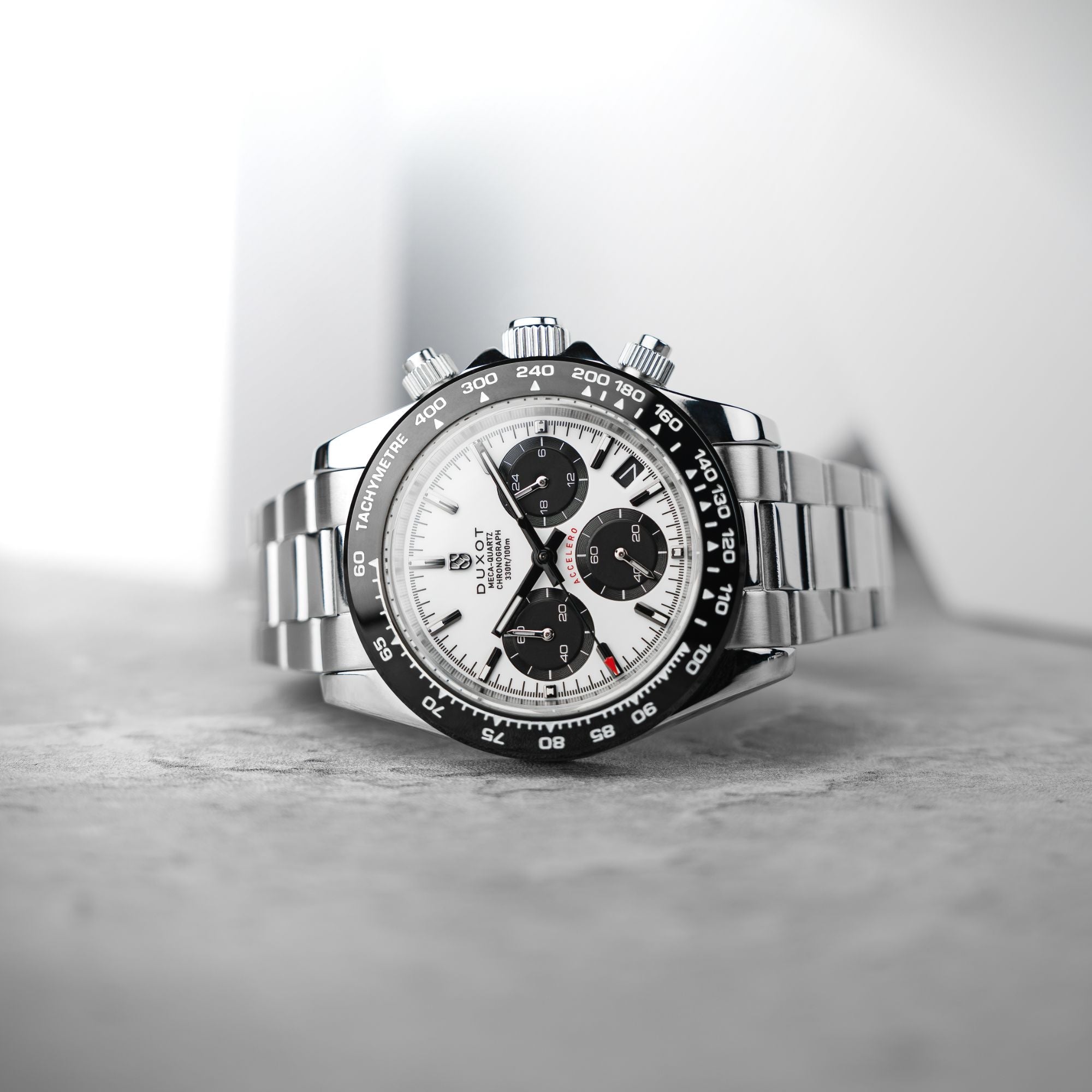 Accelero Chronograph Insignia White