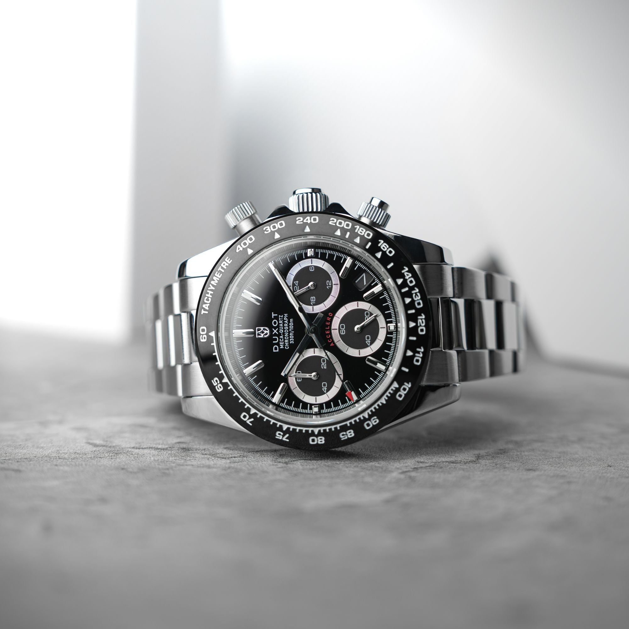 Accelero Chronograph Pitch Black