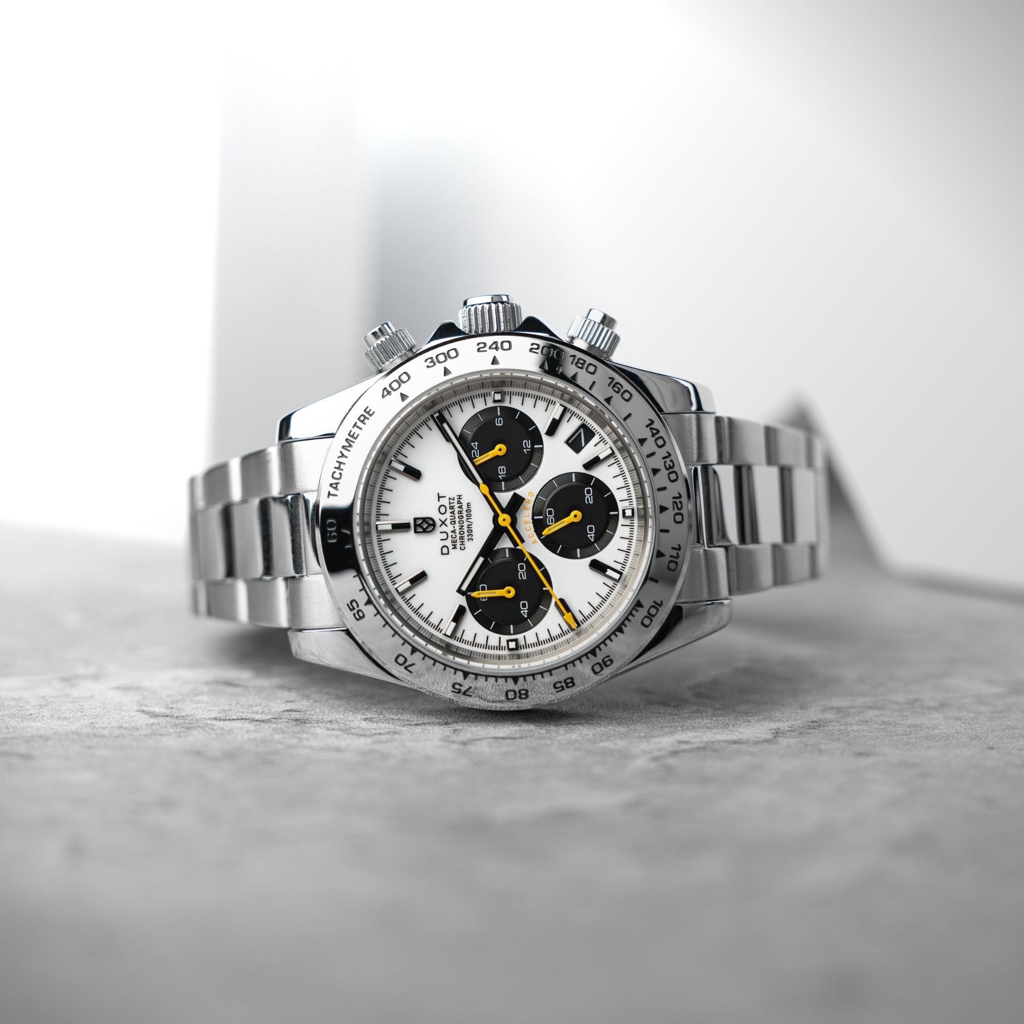 Accelero Chronograph Star White