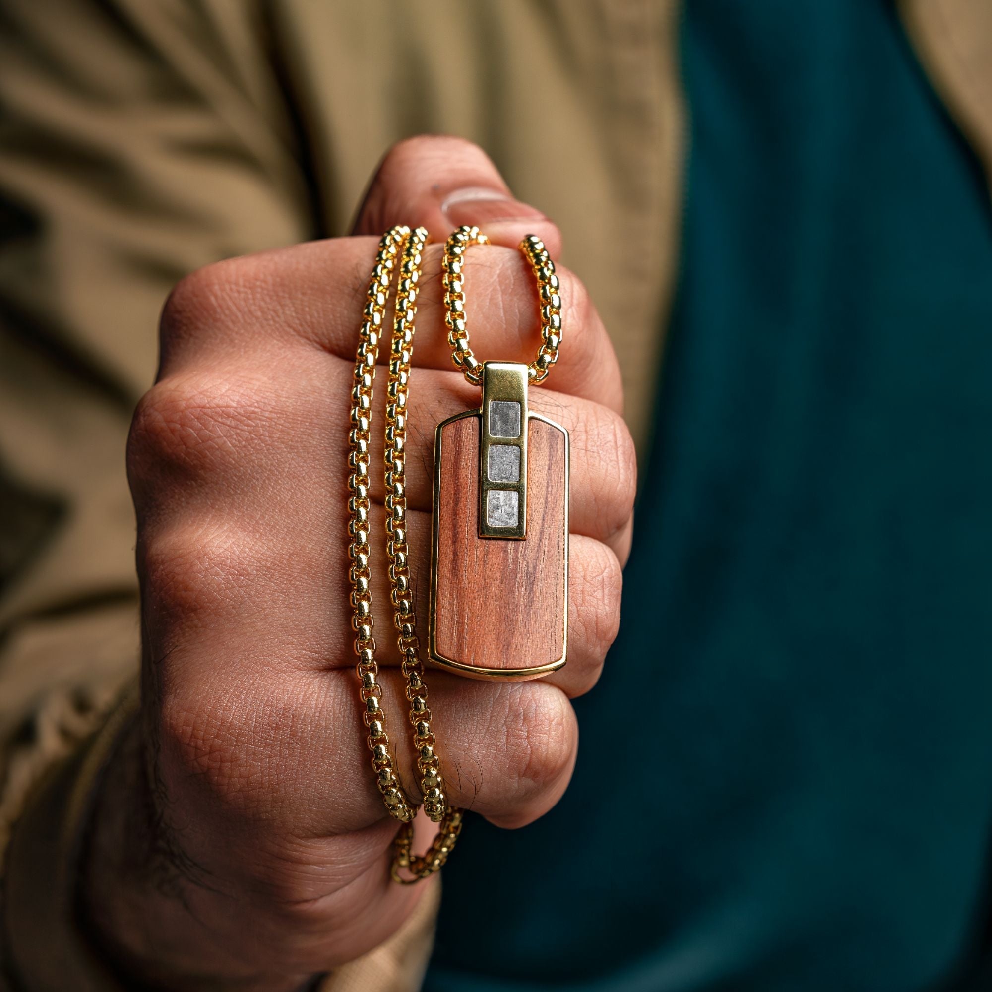 Accelero Dog Tag Dark Wood Meteorite