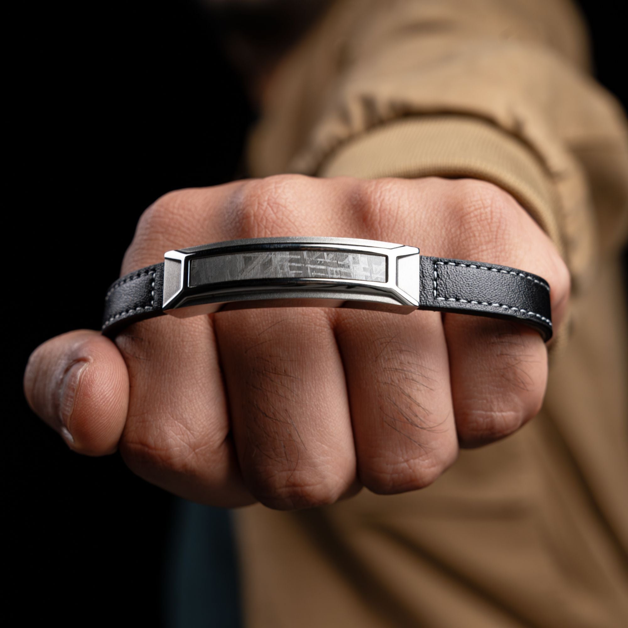 Vezeto Leather Bracelet Jet Black Meteorite