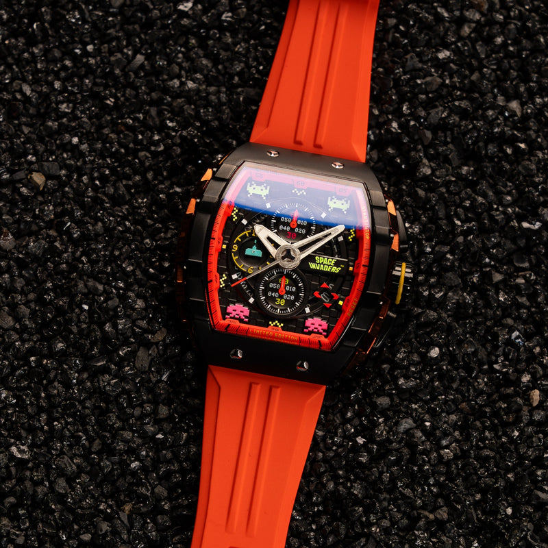 Magellan Chronograph SPACE INVADERS Limited Edition Pixel Red