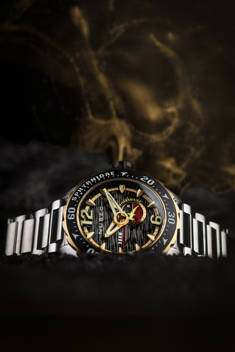 Sphyrnidae Automatic Limited Edition Diablo Black