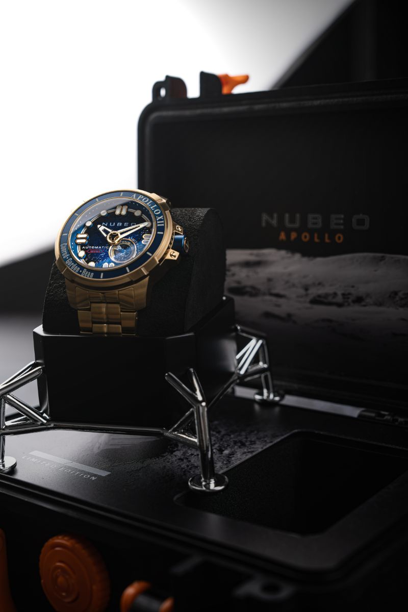 Apollo 55th Automatic Limited Edition Medallion Gold