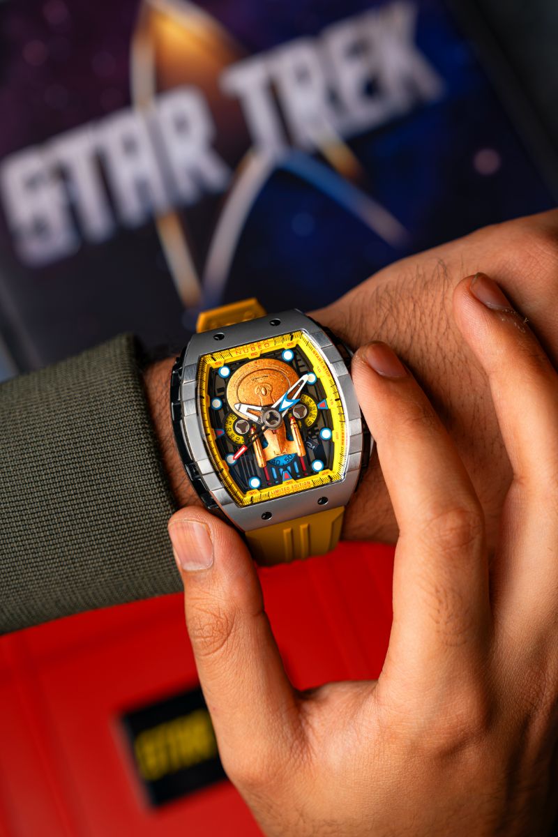 Magellan Chronograph Star Trek Enterprise-d Limited Edition Security Yellow