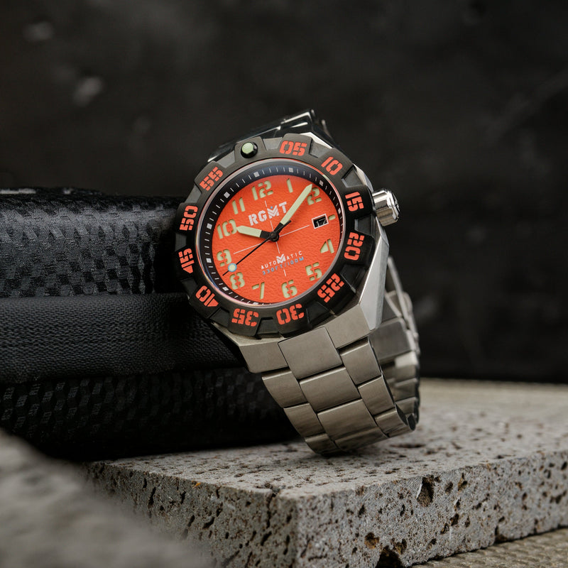 Field Master Automatic Sandstone Orange
