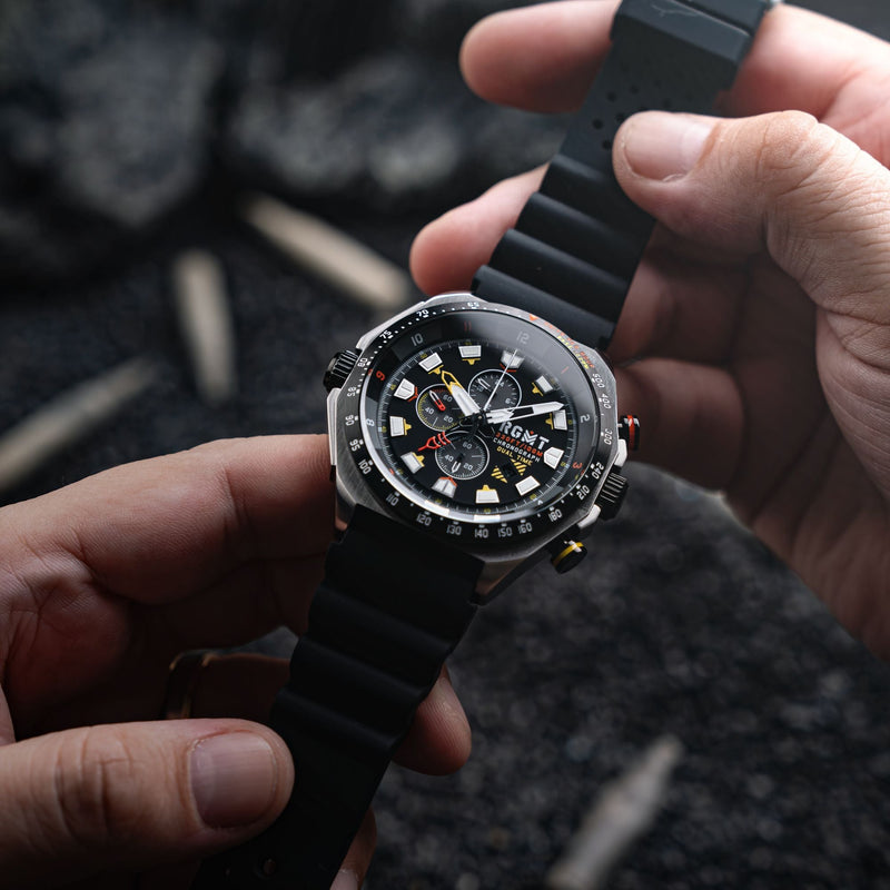 Capricorn Dual Time Chronograph Traffic Black