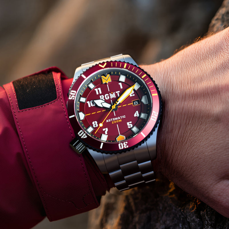 Recon Diver Automatic Maroon
