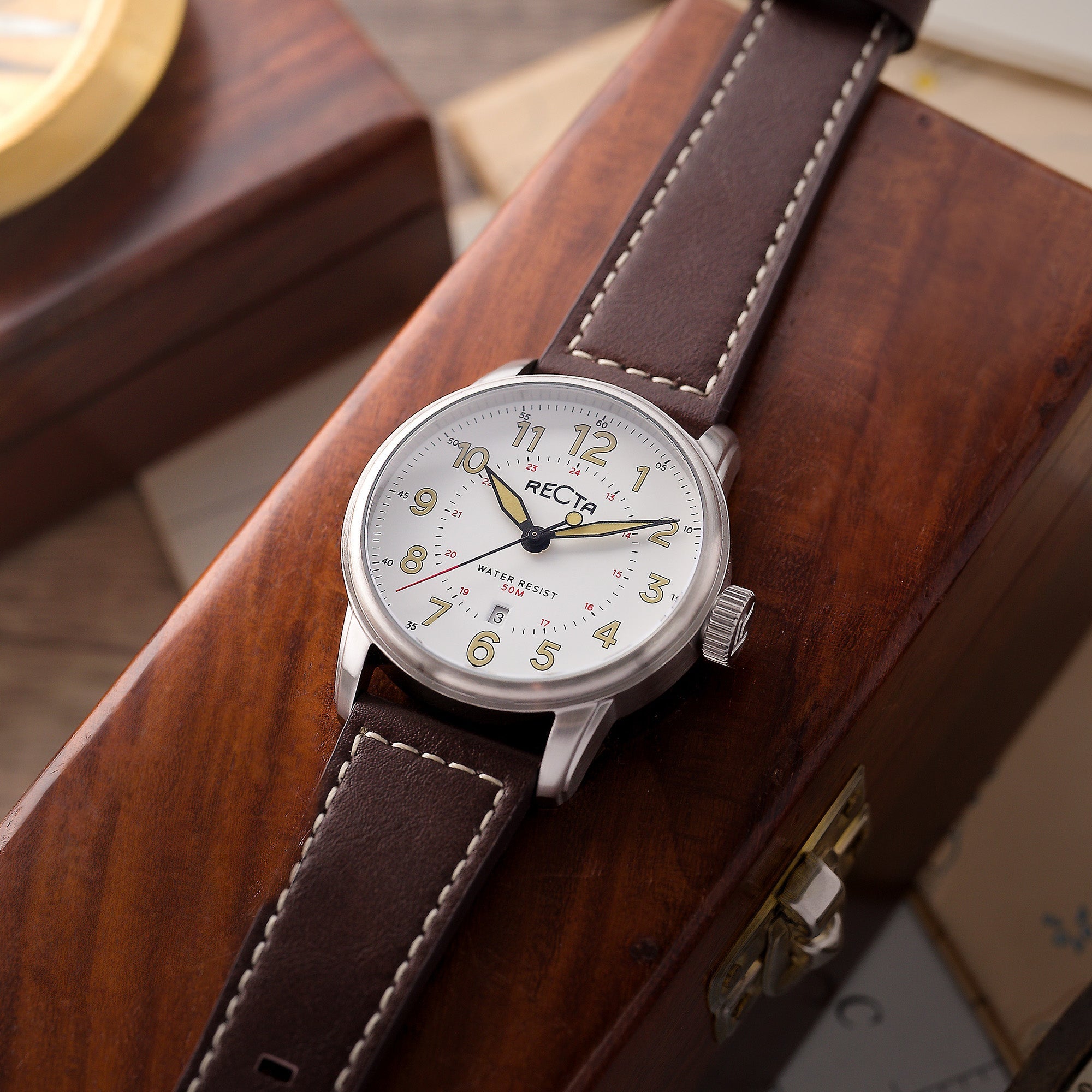 Altitude Japan Quartz Clear White
