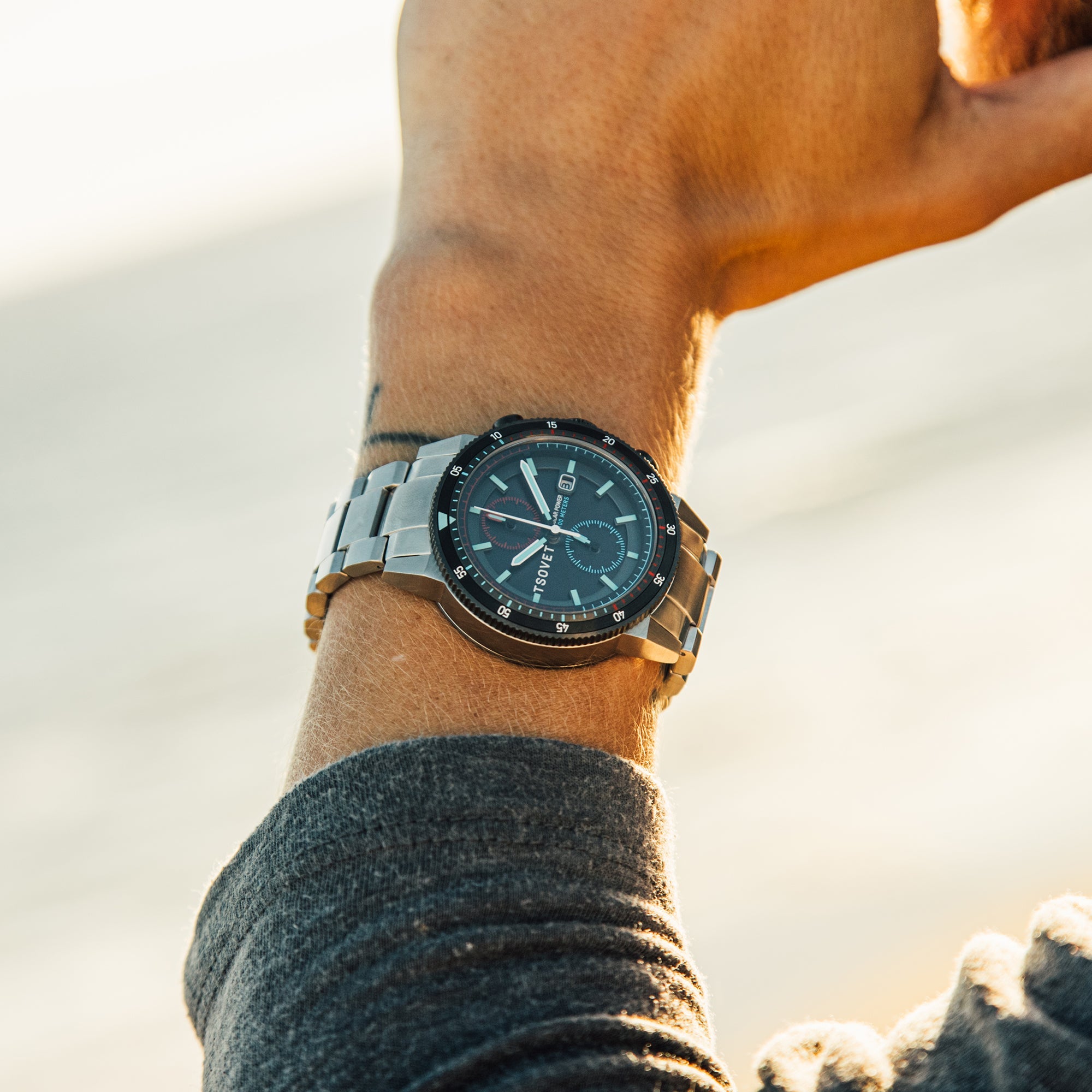 SLR FW42 Japan Solar Powered Black
